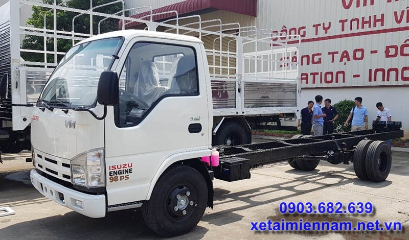 Một trong 10 mẫu xe tải 2.5 tấn thịnh hành nhất hiện nay phải kể đến ISUZU NK 490