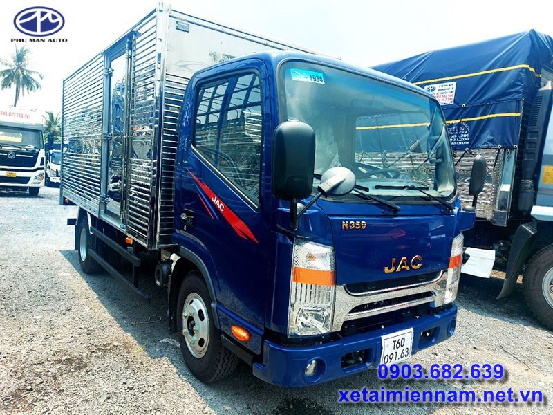 Xe tải JAC thùng kín dài 4.4 mét - TOP 10 mẫu xe tải 3.5 tấn